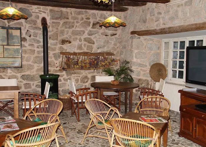 オテル オーベルジュ ドゥ コンベイール